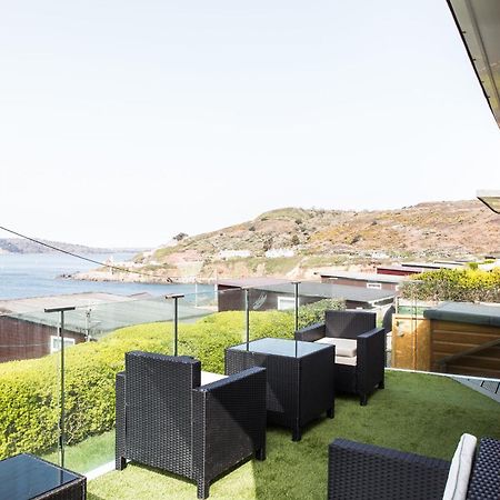 2 Bedroom Chalet With Sea Views 플리머스 외부 사진