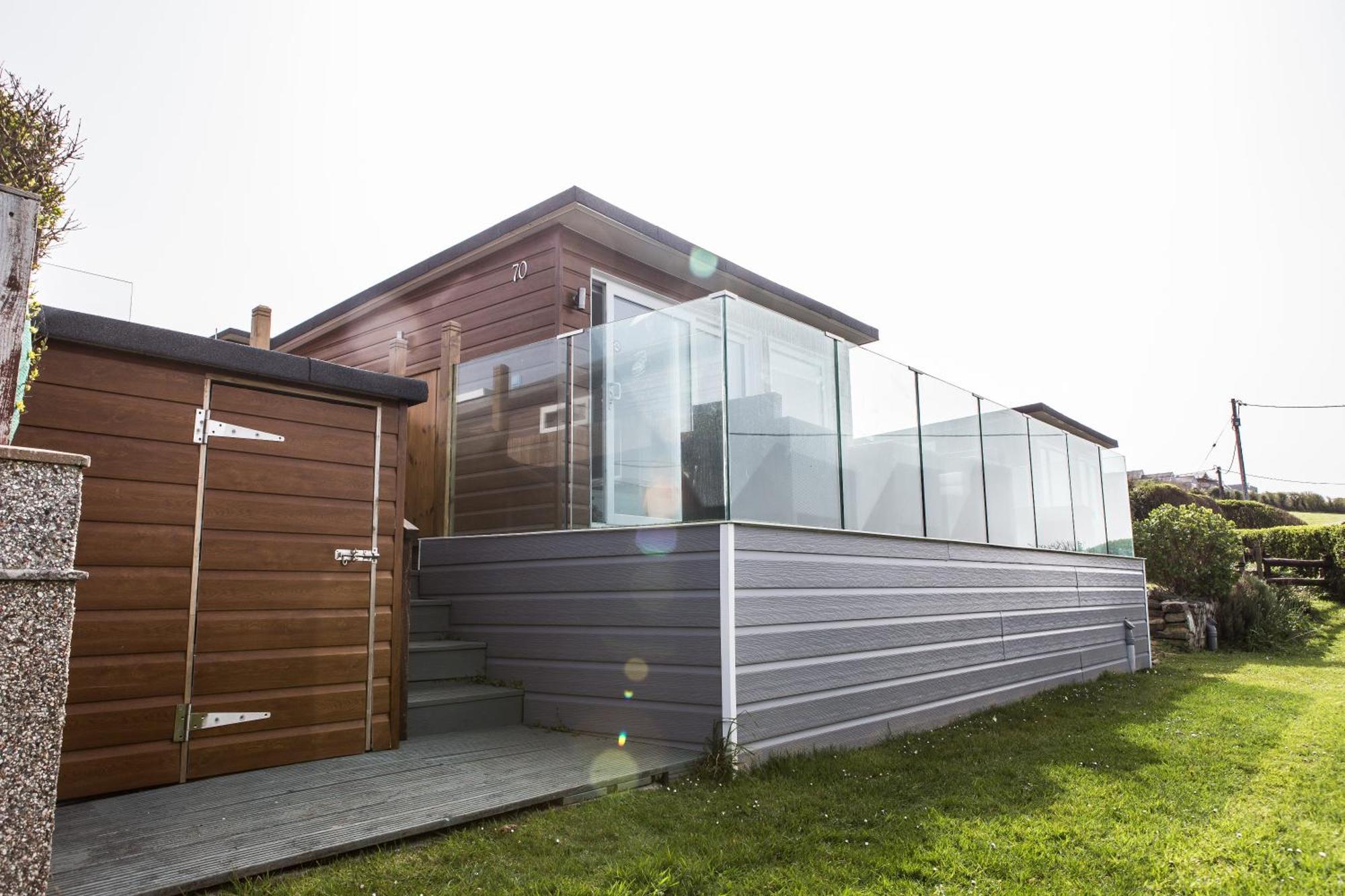 2 Bedroom Chalet With Sea Views 플리머스 외부 사진